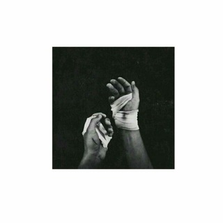 ГРУСТНЫЙ ПОДРОСТОК