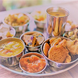 ПИТАНИЕ В БЛАГОСТИ: АЮРВЕДА