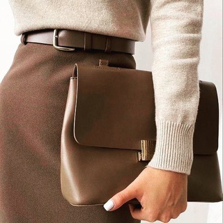 ЖЕНСКАЯ ОДЕЖДА ИЗ НОВОСИБИРСКА  ЛАЗАРЕВА ТАТЬЯНА