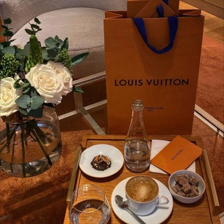 LUXTUT - ЖЕНСКАЯ ОДЕЖДА ЛЮКС