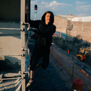 ДУХ БРОДЯЖНИЧЕСТВА И БЕЗУМНЫХ ПРИКЛЮЧЕНИЙ.