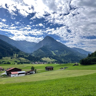 НЕНАСТОЯЩИЙ БАВАРЕЦ