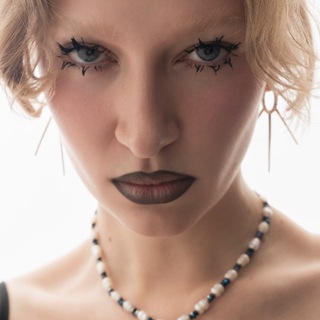 БЬЮТИАЛКОГОЛИЧКА