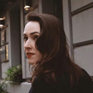 ИРИНА БЕЛОВА ФЛИЕРА  ИСТОРИК ПИСАТЕЛЬ