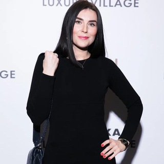 MARIA DOLCE&GABBANA; LOUIS VUITTON; DIOR; CHANEL