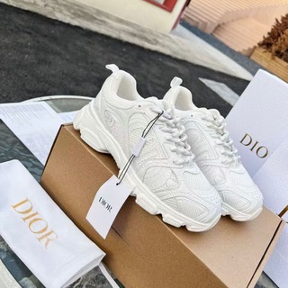 БРЕНДОВАЯ ЖЕНСКАЯ ОБУВЬ ОТ LUXTUTСУМКИLUX-TUT