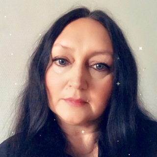 LENA SALEO, АСТРОПСИХОЛОГ