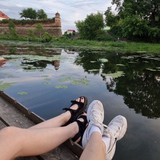 ШУКАЮ ДУБНО