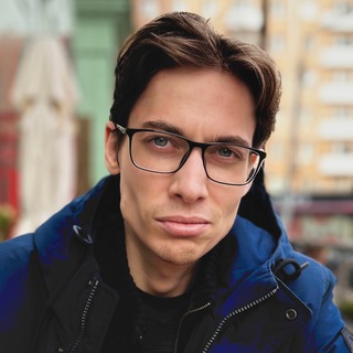 ТРЕЙДЕР В ОЧКАХ