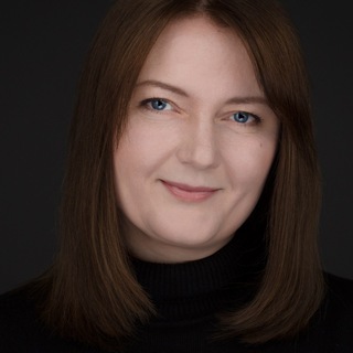 НИНА ПОЛЯНИЧЕВА, ФИНСТРАТЕГ