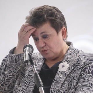 БАБУШКА НАДВОЕ СКАЗАЛА