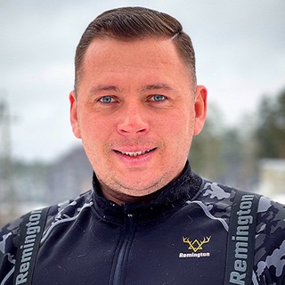 ЮРИЙ ХОХЛОВ