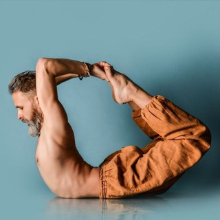 ЙОГА С ВАДИМОМ ЛЕВАШОВЫМ