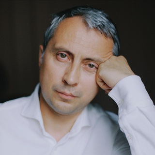 ДИРЕКТОР ТЕАТРА