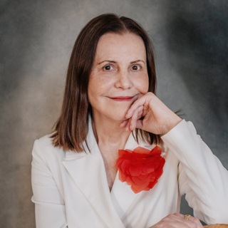 ГАЛИНА МЕНЖИНСКАЯ