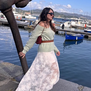 ПОРТ ВЕНЕРА. АУТЛЕТ. БАЙЕР. ШОПИНГ.