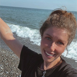 СВЕТЛАНА ЛАВРОВА