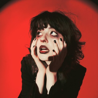 АПРЕЛЬСКАЯ ДЕЛАЕТ КАРТИНКИ