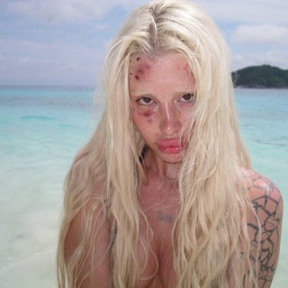 ПО МИРУ С ХОФМАННИТОЙ