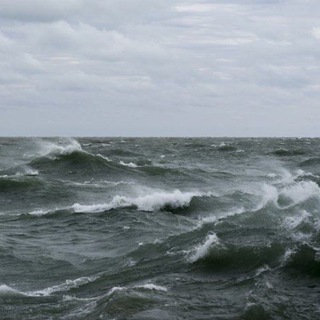 ШТОРМ НА БЕРЕГУ МОРЯ