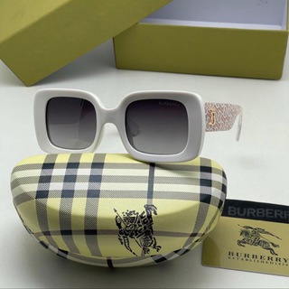 БРЕНДОВЫЕ СОЛНЕЧНЫЕ ОЧКИ МОСКВА