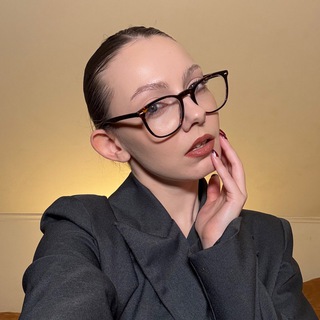 ТВОЯ ПОДРУЖКА