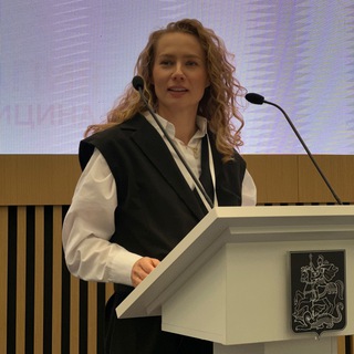 СИДЕТЬ/ПОЛЗАТЬ/ХОДИТЬ