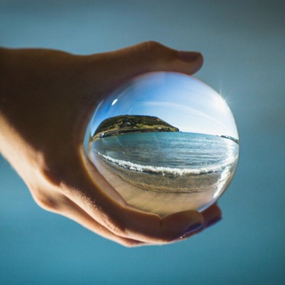 ЗА КУЛИСАМИ МИРА