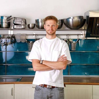 ПЕТЯ ИЗ БЮРО