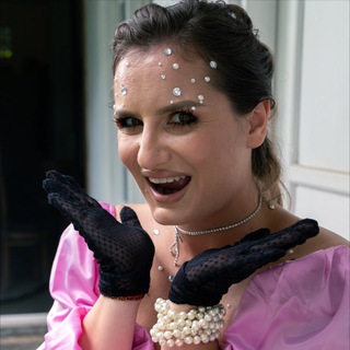 ТАНЯ ДМИТРИЕВА ПИШЕТ…