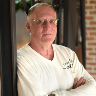 АЛЕКСАНДР ПИНТ И ШКОЛА ЦЕЛОСТНОЙ ПСИХОЛОГИИ