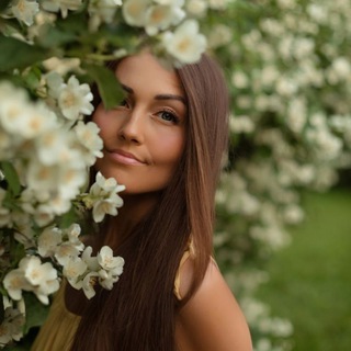 ИСКРЯЩИЙСЯ БЕЛЫЙ ДАР