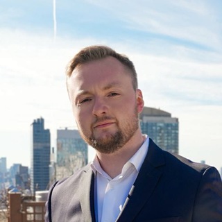 ЕВГЕНИЙ КУЗНЕЦОВ L ВЕНЧУРНЫЙ ВЗГЛЯД