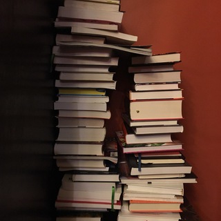 BOOKS & BEAUTY