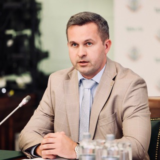 ДМИТРИЙ МАХИНЯ