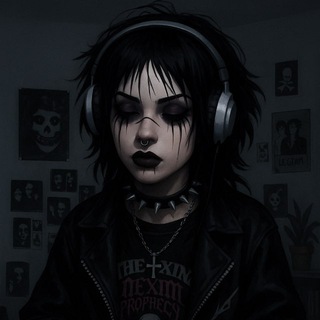 ПОЛУМЕРТВАЯ РОУЗ