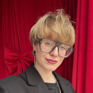 БЛОНДИНКА В ДИЗАЙНЕ