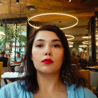 КРИС: КОРОЛЕВА СМЫСЛОВ