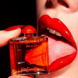 ПОДЕРЖИТЕ МОЙ ШЛЕЙФ