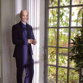 ВЛАДИСЛАВ ЧУБАРОВ