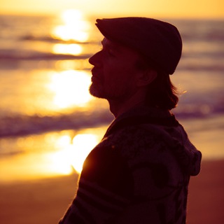 CRYPTO SQUARE - WHAT IS GENART NFT?