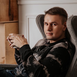 СТАНИСЛАВ ТИХОНОВ