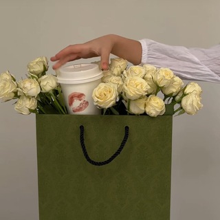 ЭСТЕТИЧНЫЕ ОБОИ НА ТВОЙ IPHONE