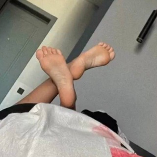  ЖЕНСКИЕ НОЖКИ 