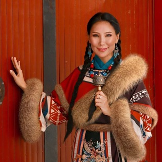 SNEZHANA TIKHONOVA