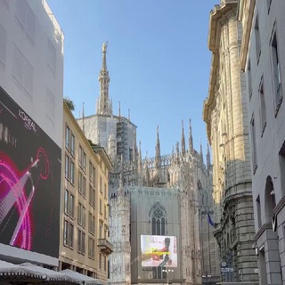 ITALY_BRAND_SHOP БАЙЕР. БРЕНДЫ ИЗ ЕВРОПЫ. БАЙЕР В ЕВРОПЕ. БАЙЕР В ИТАЛИИ. ШОППИНГ В ЕВРОПЕ. ШОППИНГ В ИТАЛИИ. DG GUCCI OUTLET
