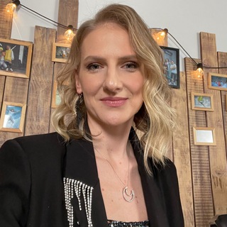 СВЕТЛАНА РОМАШИНА