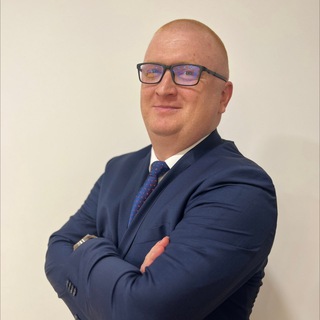 АНДРЕЙ ИКОННИКОВ