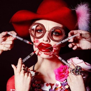 УКОЛОЛАСЬ - И КРАСИВАЯ!