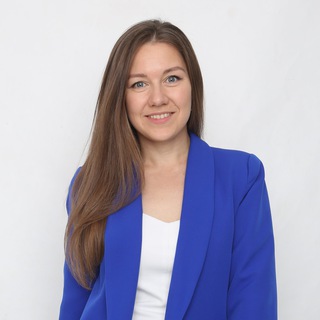 ЛЕНА ПРО КАРЬЕРУ